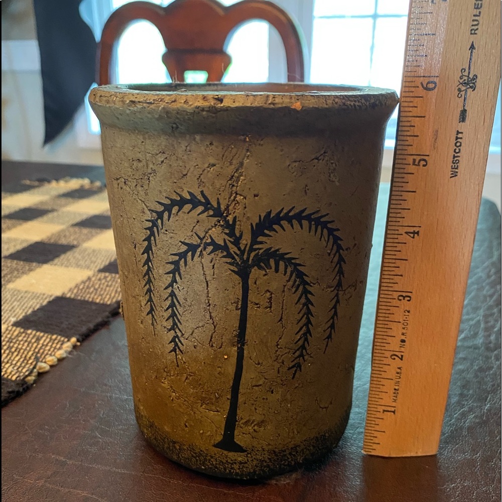 Country style crock